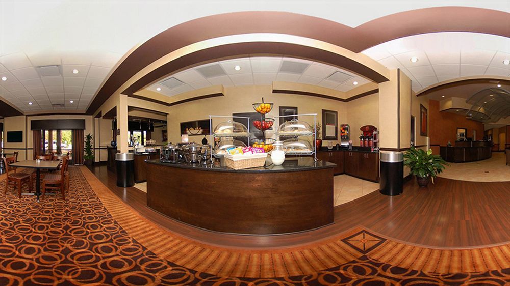 Holiday Inn Express & Suites Lexington By Ihg Exterior foto
